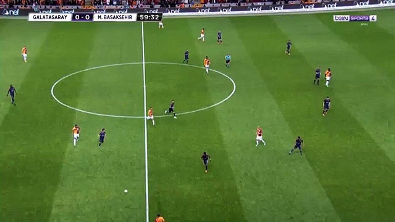 VÍDEO: Bela jogada do Galatasaray termina com golaço de Mariano