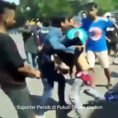 Video Amatir Detik-Detik Kerusuhan PERSIB VS AREMA. 15 April 2018