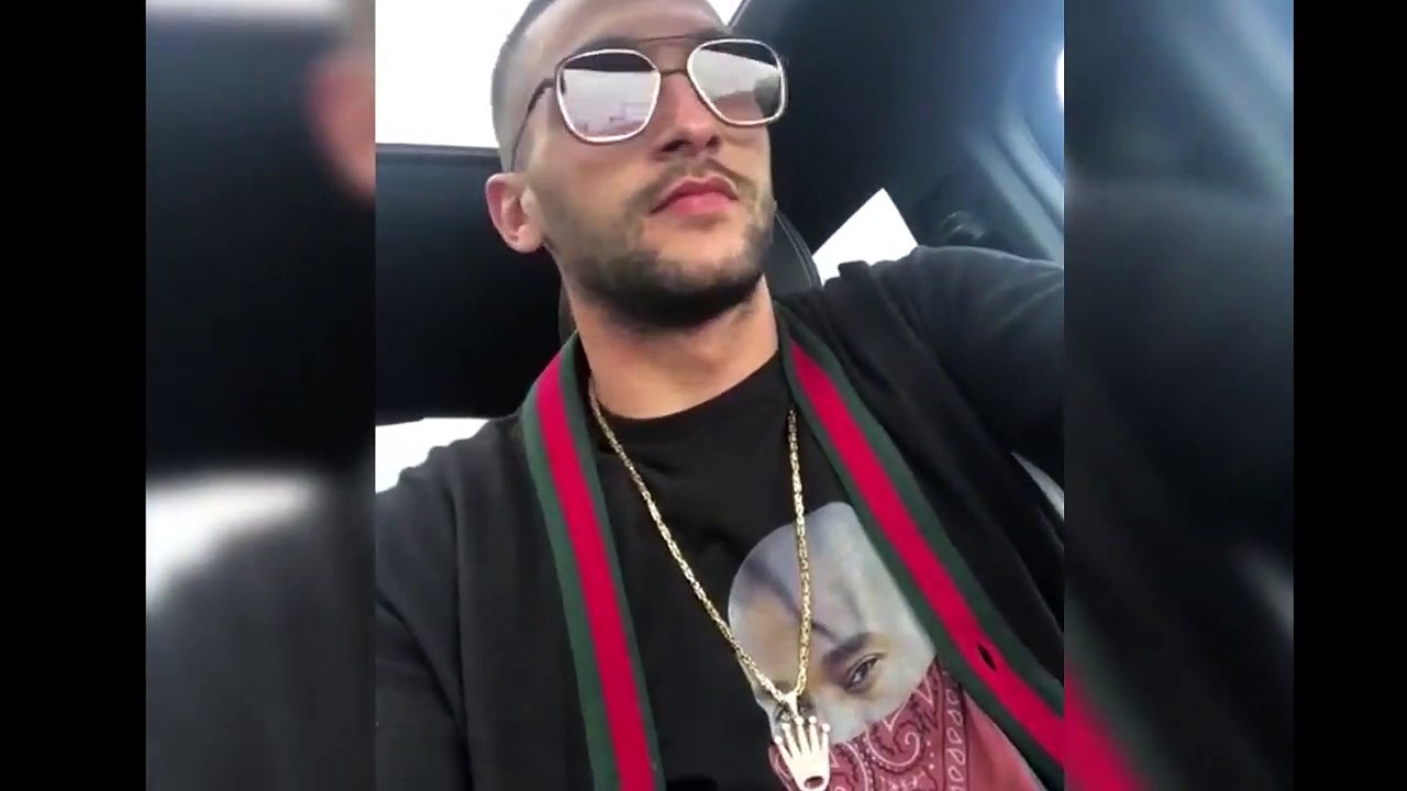 رونار  ولاعبو المنتخب يغنون الأغنية الجديدة لحاتم عمور حول الفريق الوطني