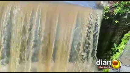 Vídeos mostram açudes transbordando após chuvas na região de Sousa