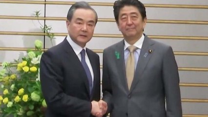 왕이 만난 아베, 비핵화 위한 연대 당부 / YTN