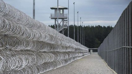 美 남자교도소 폭동...7명 사망·17명 부상 / YTN