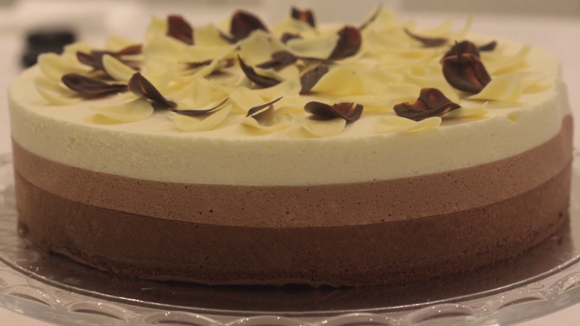 Gateau Aux 3 Chocolats Video Dailymotion