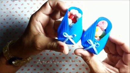 Sapatinho para chá de bebê com copo descartável passo a passo