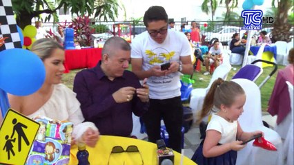 Vito Muñoz, "Chocho" con su "hija"