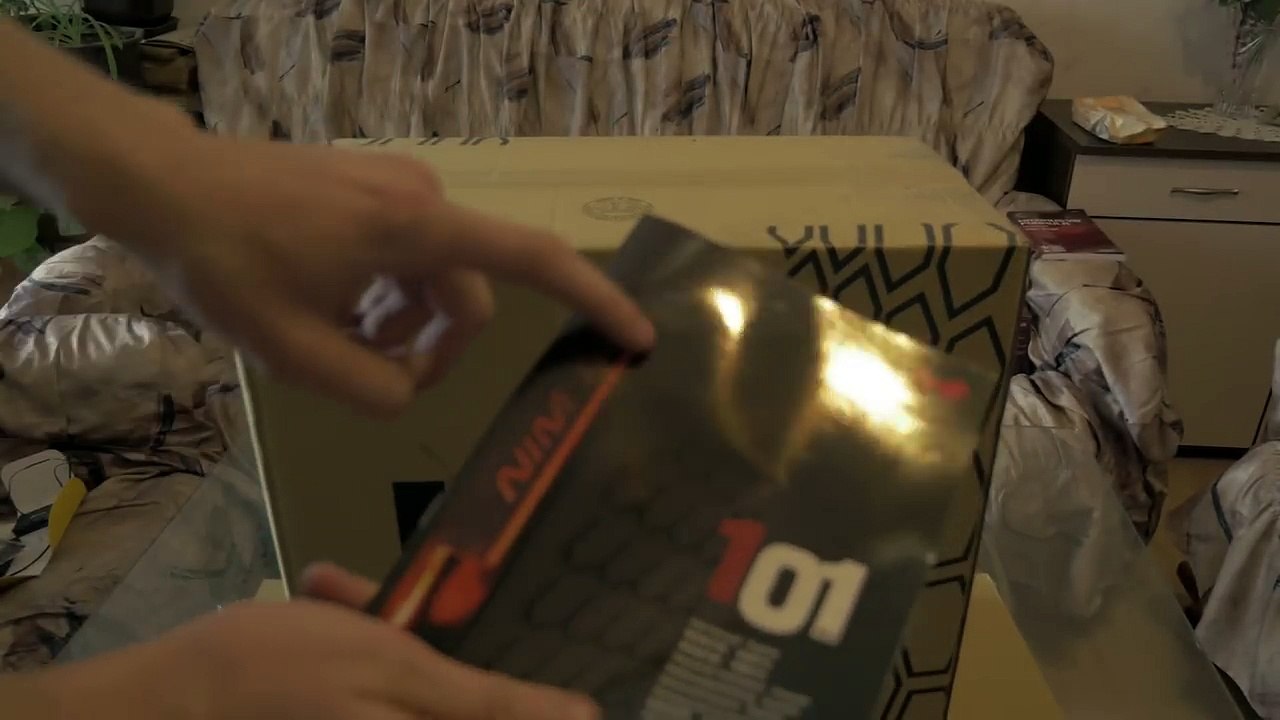 InWin 101c RGB - Unboxing