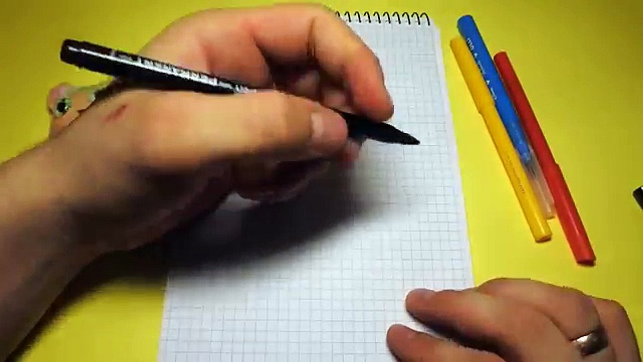 Рисуем по клеточкам- НОВОГОДНИЙ ПИНГВИН!