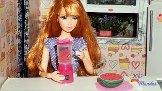 Como fazer um liquidificador para bonecas Barbie e outras - miniatura faça você mesmo