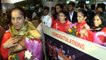 Saina Nehwal, PV Sindhu receive grand welcome at Airport after returning from CWG | Oneindia News