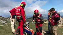 Evacuan en helicóptero al hospital de Arriondas mujer herida en los Lagos de Covadonga, Asturias