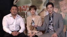 [Showbiz Korea] A unique film is out to captivate movie-goers this May. The movie 'Champion' press conference