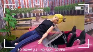 El auto de Adrien y Marinette no esta | Juguetes y videos de ladybug