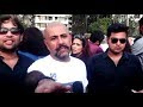 Singer Vishal Dadlani Angry On Media Reporter For Pushing A Woman In Public | Bollywood Buzz