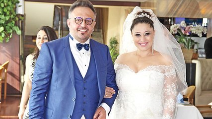 Apar Topar Evlenen Güzel Oyuncu Derya Şen'in Göbeğini Gören "Hamile Olabilir" Dedi