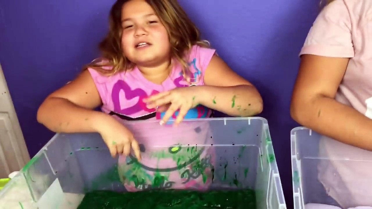 3 GALLONS OF JELLY CUBE SLIME VS 3 GALLONS OF JELLY CUBE SLIME - MAKING GIANT SLIMES