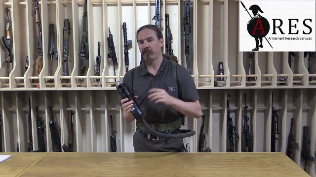 Forgotten Weapons - British 'Life Buoy' WWII Flamethrower