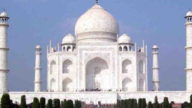 Taj Mahal है God's Property, Sunni Waqf Board का Supreme Court में जवाब | वनइंडिया हिन्दी