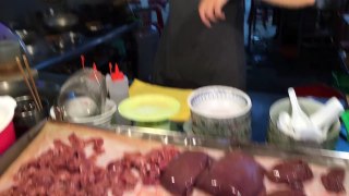 Taiwan Street Food - Sauteed Pig Brain