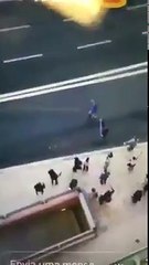 Adepto do Sporting festeja com portistas vitória sobre o Benfica