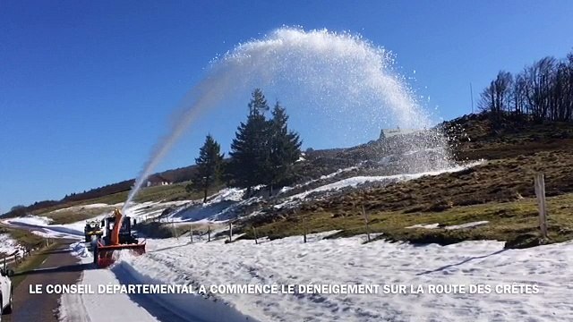 Déneigement sur la route des Crêtes