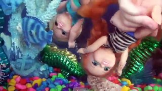 Annia and Elsia Toddlers New Aquarium Swimming Pool Trip Dory Family Kids Story Dolls Toys In Action