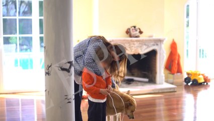 El desahucio de la hija y el nieto del marqués de Larios desde dentro, minuto a minuto