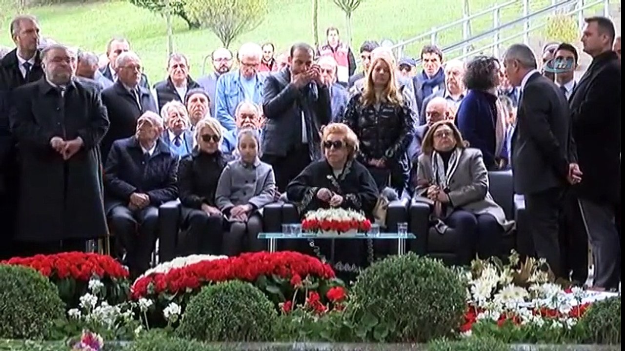 Turgut Özal Mezarı Başında Anıldı