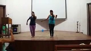 Cute Girls Dancing on Beautiful Hindi Song