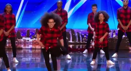 Britains Got Talent S12E01  - Part 02
