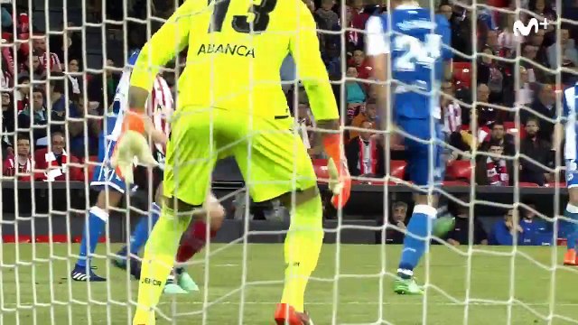 Clarence Seedorf éblouie ses remplaçants et les supporters par un contrôle majestueux !