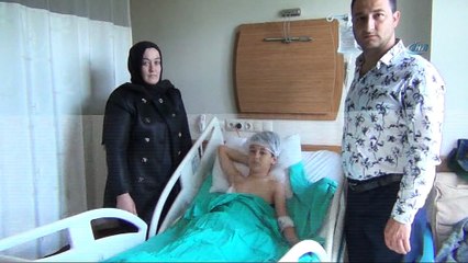 İngilizce öğretmeninden öğrenciye uçan tekme iddiası