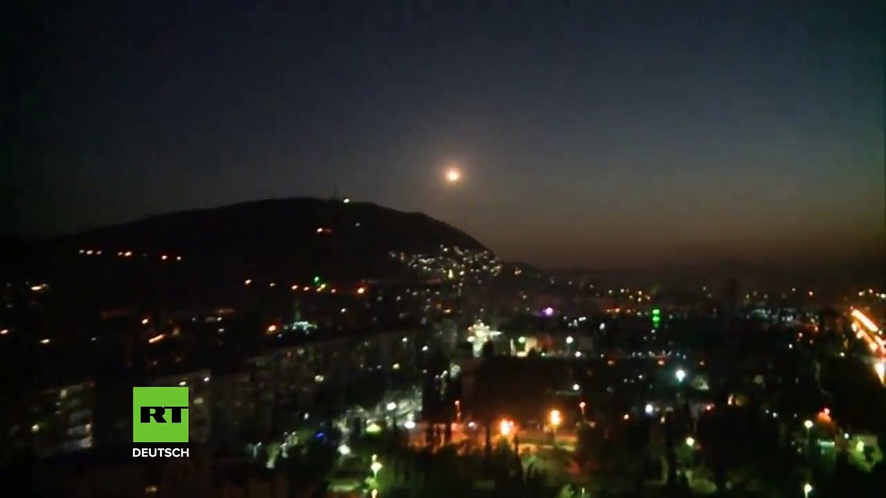 Damaskus: Syrische Flugabwehr holt Raketen des US-geführten Angriffs vom Himmel