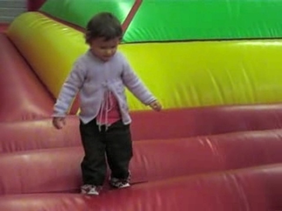 MOV045