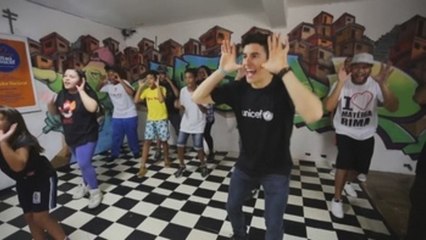 Marc Márquez visita una escuela apoyada por Unicef en San Pablo
