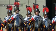 Juran los nuevos reclutas de la Guardia Suiza | Vaticano | Rome Reports