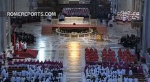 El Papa preside la ceremonia del Viernes Santo en el Vaticano