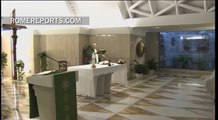 El Papa retoma la Misa matutina en Santa Marta: 