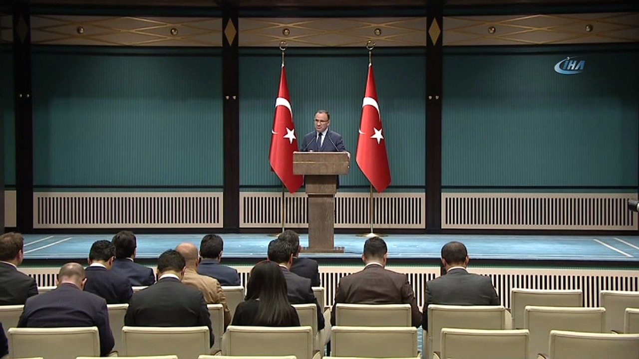 Başbakan Yardımcısı ve Hükümet Sözcüsü Bekir Bozdağ:  'Cumhurbaşkanı Erdoğan ile Bahçeli görüşmesini bekleyin'