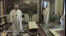El Papa Francisco visita a Benedicto XVI: 
