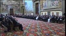 Papa a embajadores: 'Construir puentes entre las religiones para la paz'
