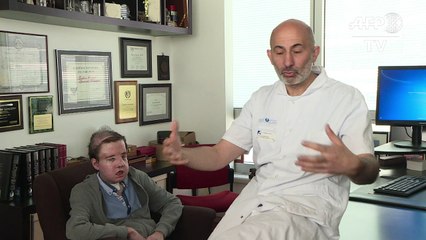 El hombre de las tres caras habla tras un nuevo trasplante