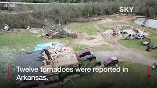 Watch a tornado rip the roof of a house