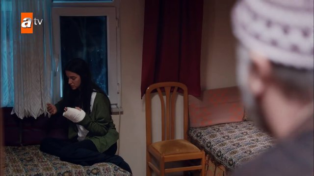 Osman Hoca, Nefese teheccüd namazını anlatıyor - Sen Anlat Karadeniz 8. Bölüm