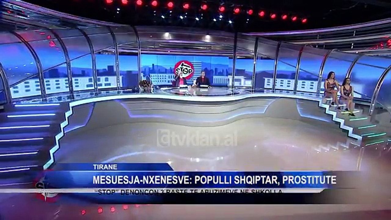 Mësuesja – nxënësve: Populli shqiptar, prostitutë
