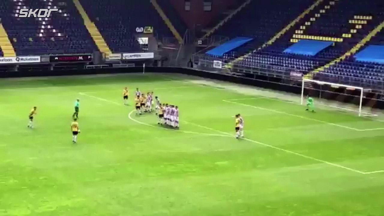 Alex'ten Hooijdonk ve oğluna tebrik