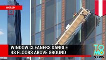 Trabajos peligrosos: Limpiadores de ventanas escapan de morir en el edificio mas alto de Austria