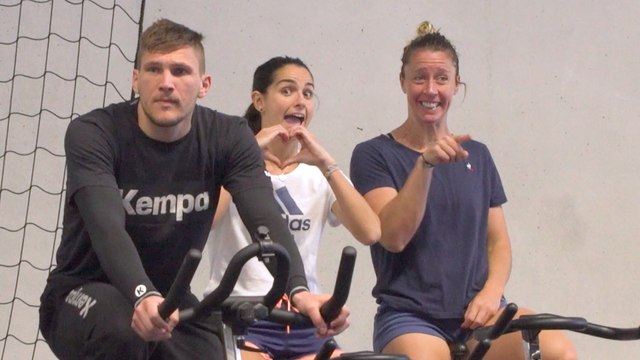 Fed Cup #FRAUSA, la minute bleue n°2 : du handball et des Bleues