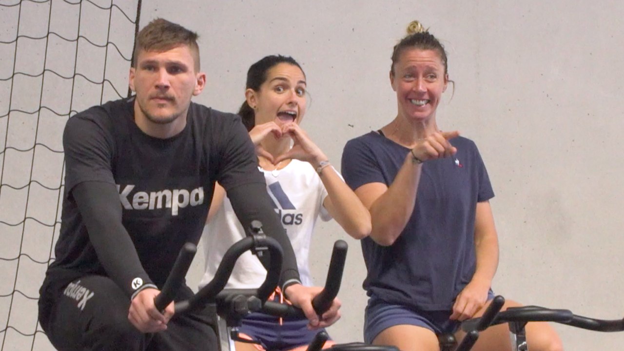 Fed Cup #FRAUSA, la minute bleue n°2 : du handball et des Bleues