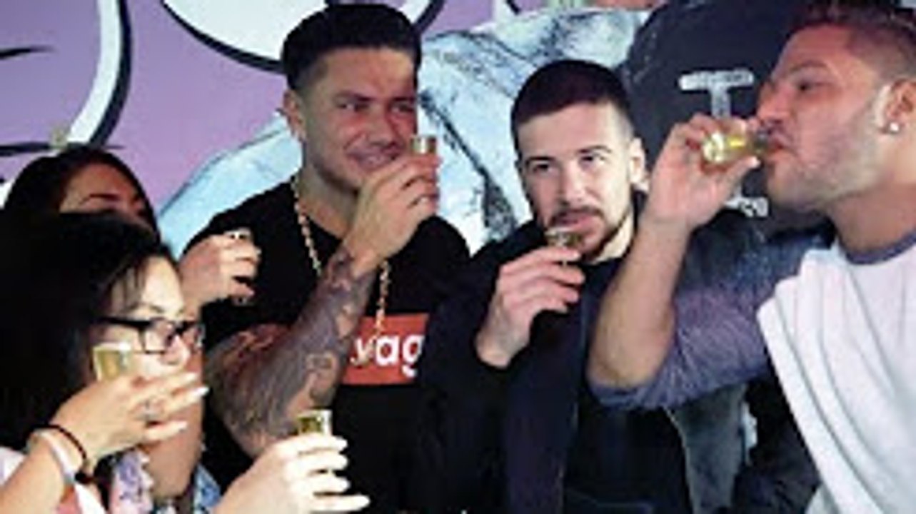 ≛ [[Prime'sᴴᴰ]] ≏ "Jersey Shore Family Vacation" Season 6 Episode 1 (s06 e01) MTV — English