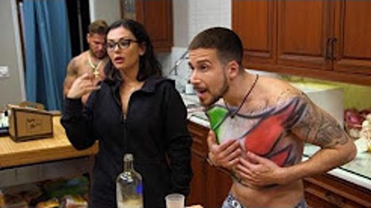 [S6 E2] Jersey Shore: Family Vacation Season 6 Episode 2 (Official ~ MTV)